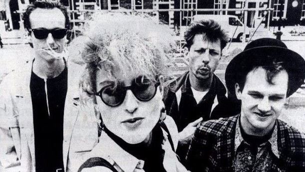 One for Friday — Fairground Attraction, "Perfect"