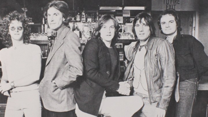 Top 40 Smash Near Misses — "(Wish I Could Fly Like) Superman" and "Do It Again"