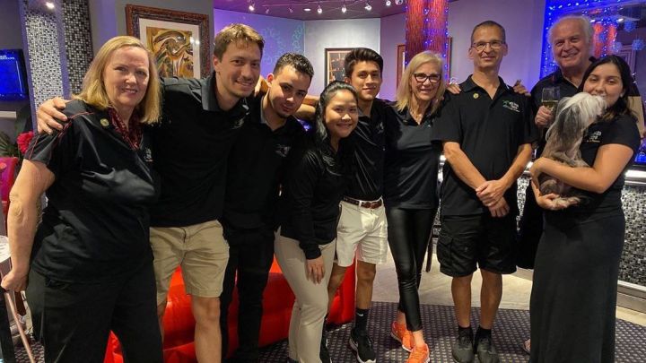 Outside Reading — Darkening Screens edition