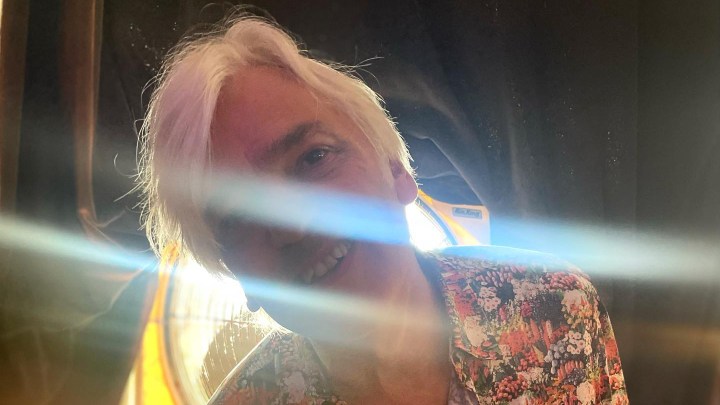 This Week's Model — Robyn Hitchcock, "The Shuffle Man"