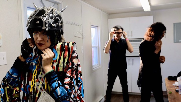 This Week's Model — Yeah Yeah Yeahs, "Burning"