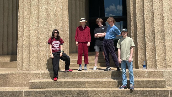 This Week's Model — Disq, "(With Respect to) Loyal Serfs"