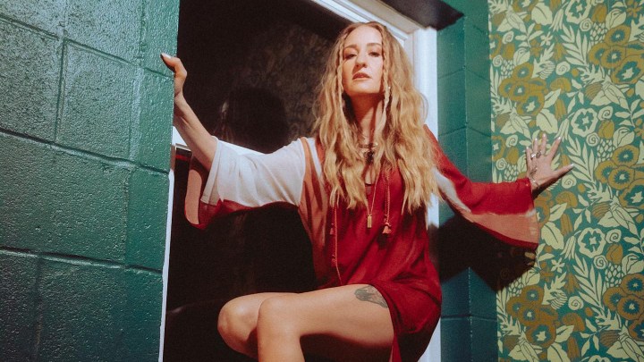 Medium Rotation — Strays; Honey