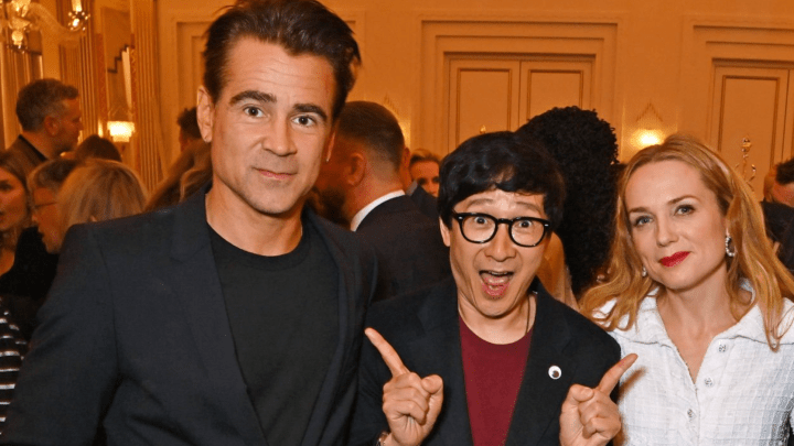 Twenty Performances, or Gach rud i ngach áit go léir ag an am céanna