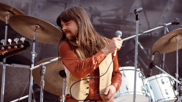 Top 40 Smash Near Misses — “Rock and Roll Never Forgets”