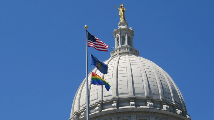 Outside Reading — Be Like Larry edition